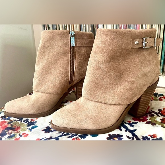 Jessica Simpson Cassley Tan Suede Booties – Size 7M / 37 - Picture 4 of 16
